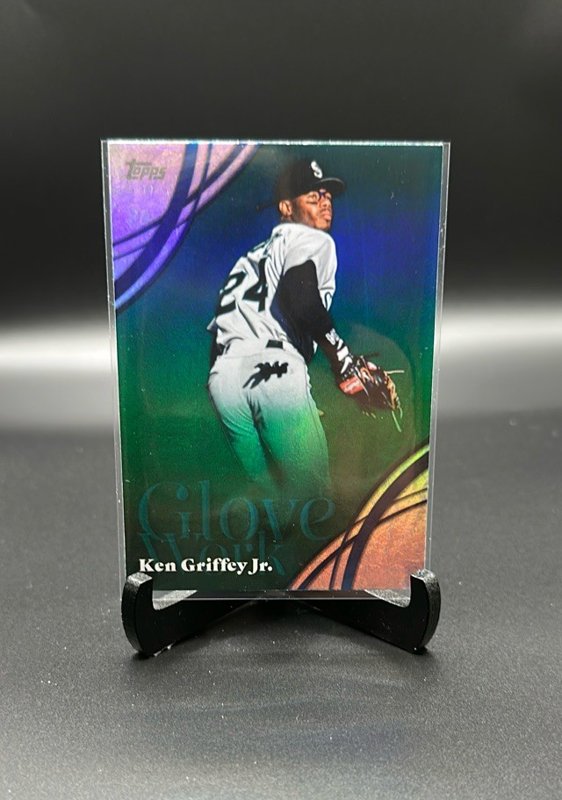 Ken Griffey Jr. 2026 Topps Glove Work #GW-15
