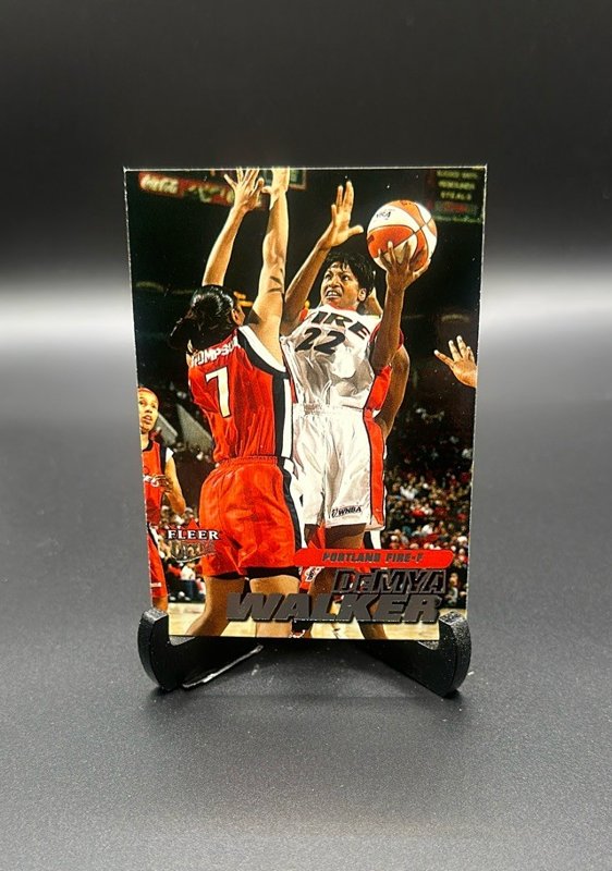 DeMya Walker 2001 Fleer Ultra WNBA #75