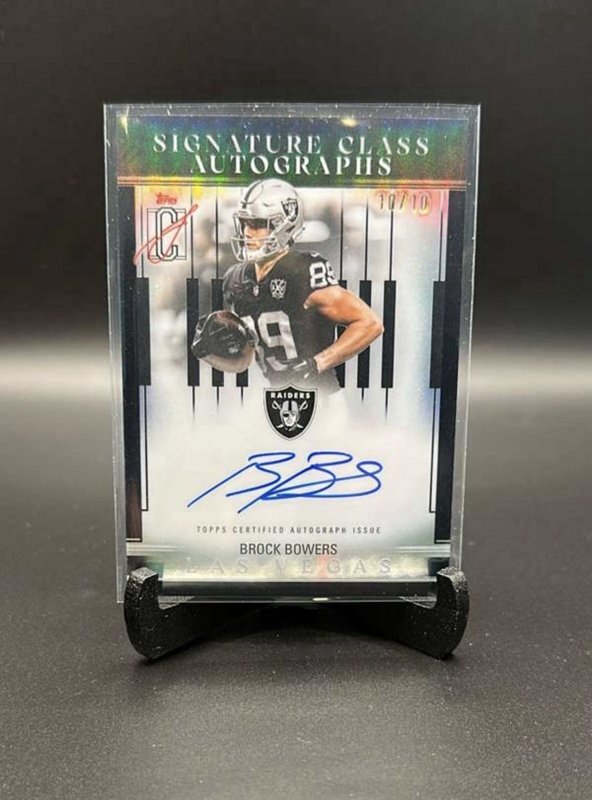 2025 Signature Class-Brock Bowers-Raiders-Auto Black Refractor* Bookend 10/10*🏈