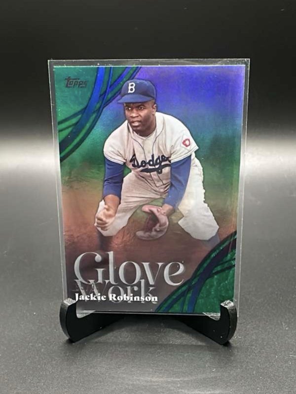 2026 Topps #GW-61 Jackie Robinson Glove Work Green Foil #/99 Insert