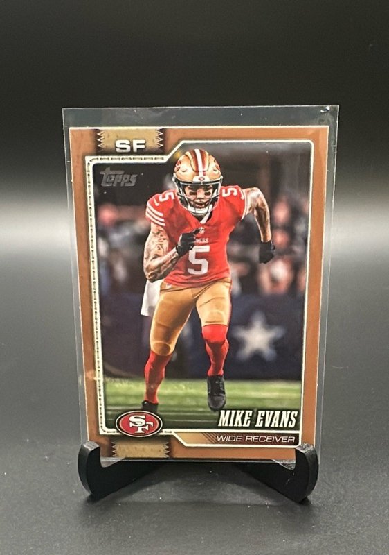 2026 Topps Flagship #156 Mike Evans Gold #/2026
