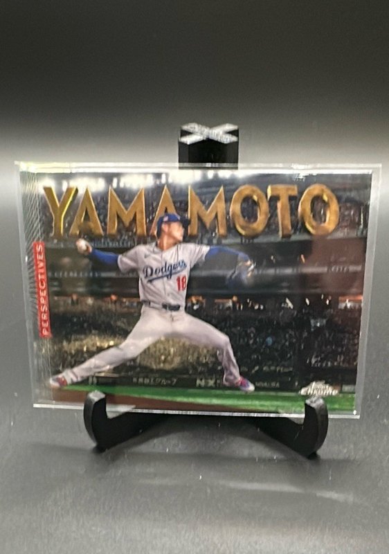 2026 Topps Chrome #P-4 Yoshinobu Yamamoto Perspectives