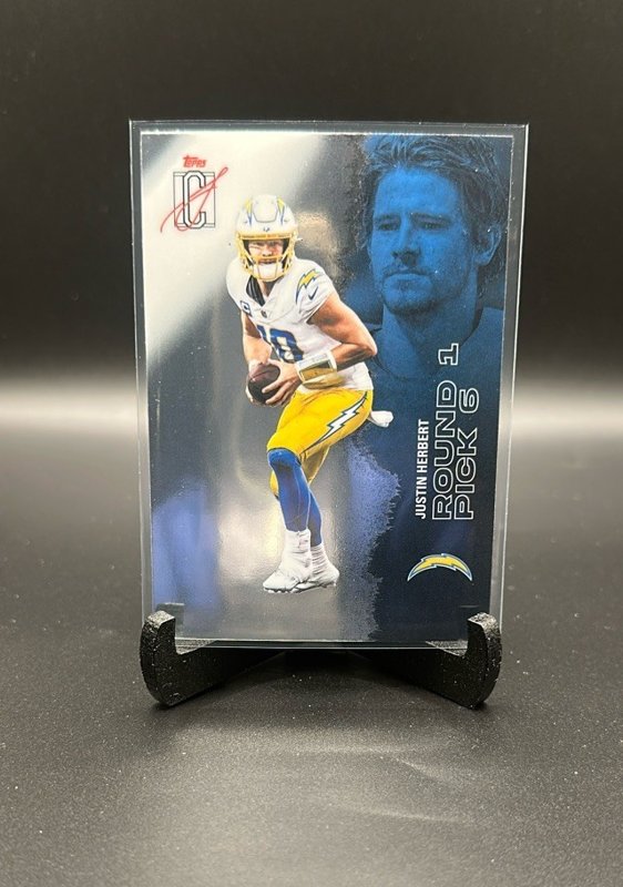Justin Herbert 2025 Topps Signature Class Chrome #30