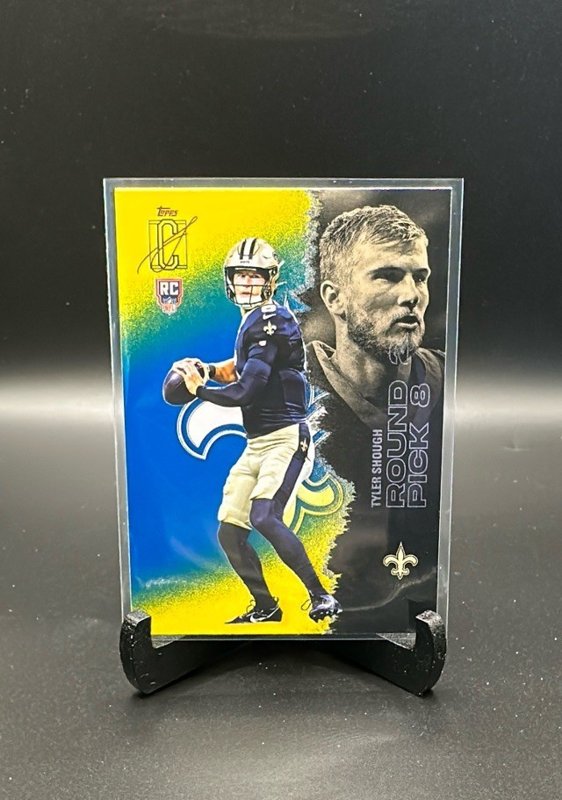 Tyler Shough 2025 Topps Signature Class Blue & Yellow #104 RC