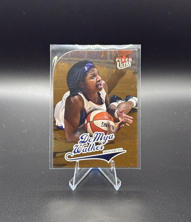 DeMya Walker 2004 Fleer Ultra WNBA Gold Medallion #56
