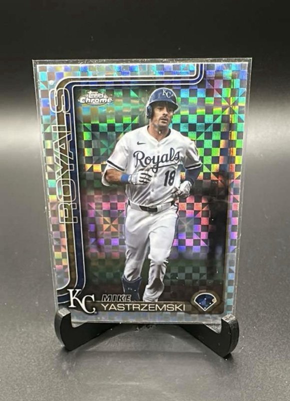Mike Yastrzemski 2025 Topps Chrome Update Series X-Fractor #USC44