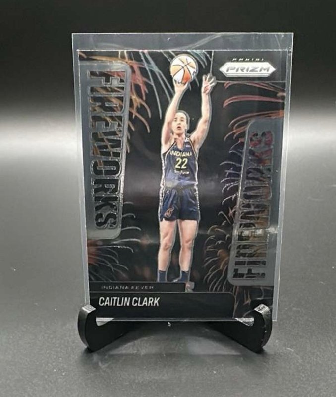 Caitlin Clark 2025 Panini Prizm WNBA Fireworks #9