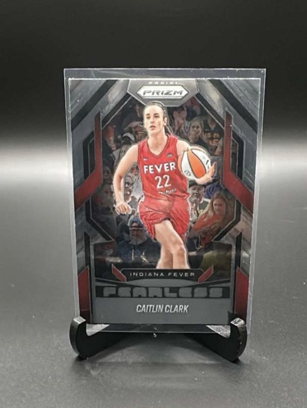 Caitlin Clark 2025 Panini Prizm WNBA #7
