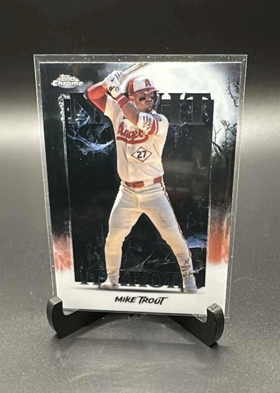 Mike Trout 2025 Topps Chrome Update Night Terrors #NT-10
