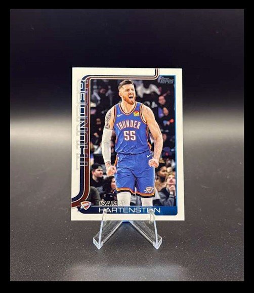 Isaiah Hartenstein 2025-26 Topps 120