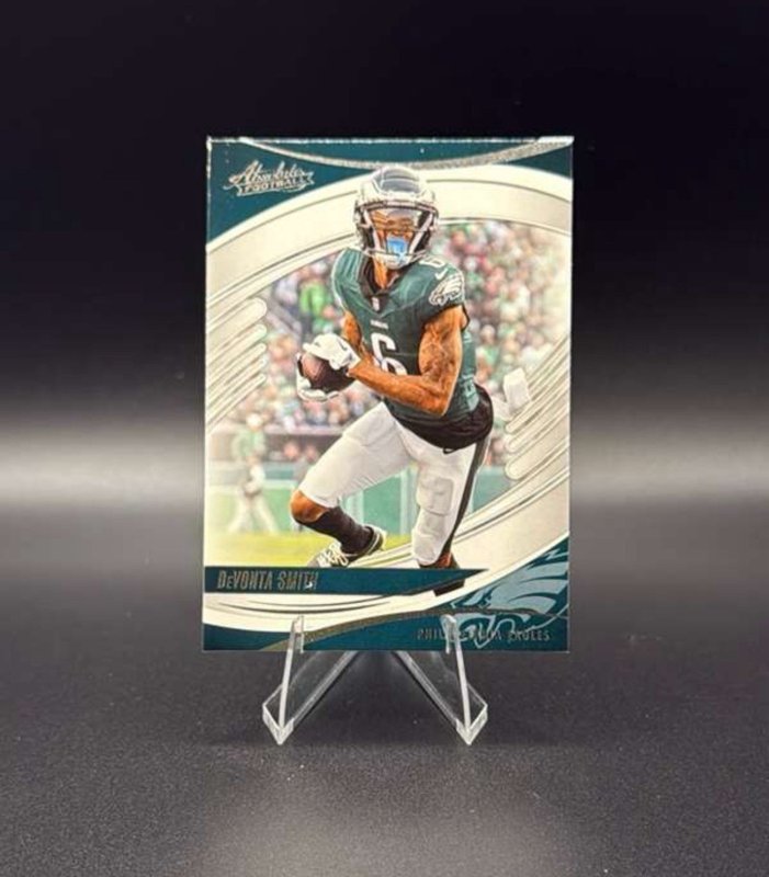 Devonta Smith 2025 Panini Absolute #58