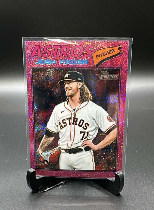 Josh Hader 2026 Topps Heritage - Chrome #9 Pink Sparkle Refractor