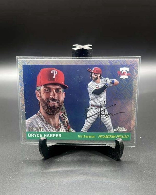 2025 Topps Chrome Platinum Bryce Harper Topps Logo Refractor /499 Phillies