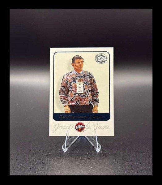 Lou Carnesecca 2001 Fleer #53